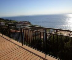 loue appart à roses (espagne) vue panoramique 50m plage