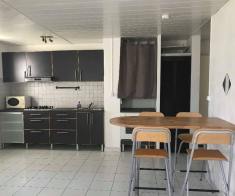 Part loue Grand T2 meublé 51m² refait neuf