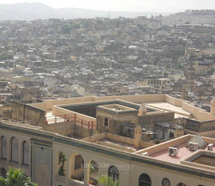 Palais historique dans la Medina de Fez